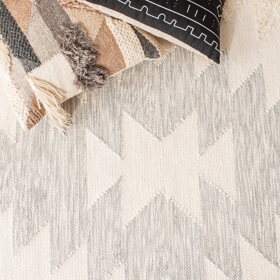 Grey and Ivory Hand-Knotted Wool Area Rug, 6' x 9'