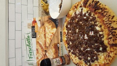 Freschetta Four Cheese Medley Naturally Rising Crust Frozen Pizza - 26 ...