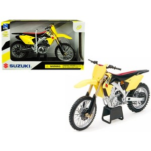 Suzuki RM-Z450 Yellow 1/12 Motorcycle Model by New Ray - 1 of 3