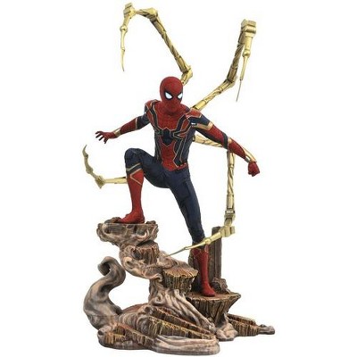 Diamond Select - Diamond Select - Marvel Gallery Avengers 3 Iron Spider-Man PVC Statue