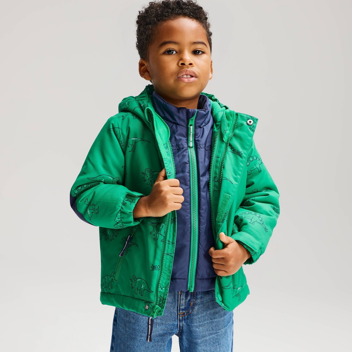 Куртка Cat & Jack 3-in-1 Winter Snowplay Dino Print Jacket для малышей, цвет: Зелёный — фото 1