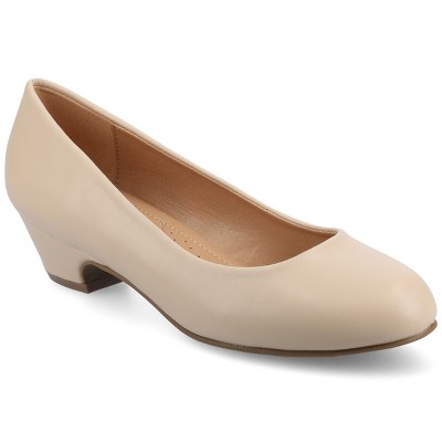 Journee Womens Saar Comfort Insole Round Toe Kitten Heel Pumps