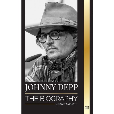 Johnny Depp - (Artists) by  United Library (Paperback)