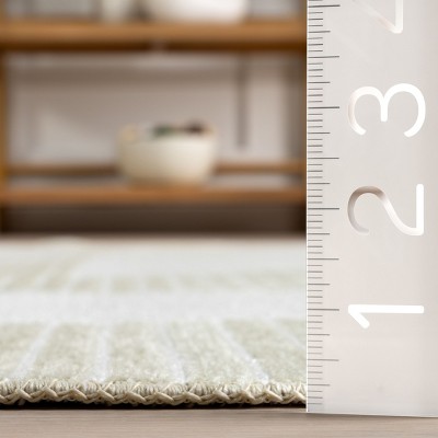 Grania Red Geometric Reversible Washable 4' x 6' Area Rug