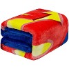 DC Comics Faux Fur Blanket, Superman Shield TWIN - 3 of 3