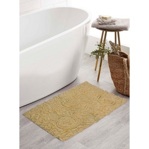 Bell Flower Collection Cotton Floral Pattern Tufted Bath Rug - Home Weavers - 1 of 4