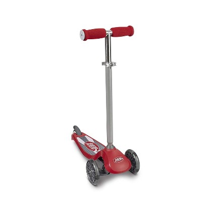 Radio Flyer 549BZ Lean 'N Glide Kids 3-Wheel Scooter with Light Up Wheels, Red