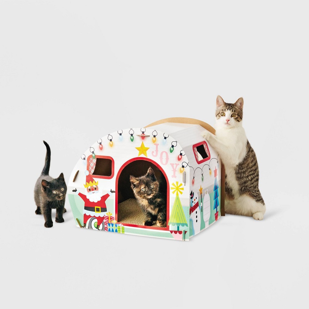Classic Christmas Camper Cat Scratcher House - Wondershop