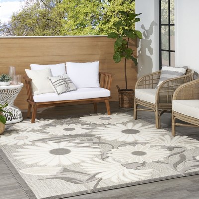 Aloha Daisy Beige 6' x 9' Synthetic Floral Outdoor Rug