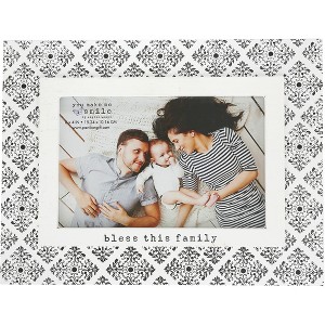 Pavilion Gift Company - Family - 8.5" x 6.5" Frame (Holds 6" x 4" Photo) - Single Image Frames - 1 of 4