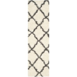 Dallas Shag SGD257 Power Loomed Area Rug  - Safavieh - 1 of 4