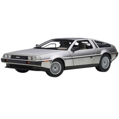 delorean diecast 1 18