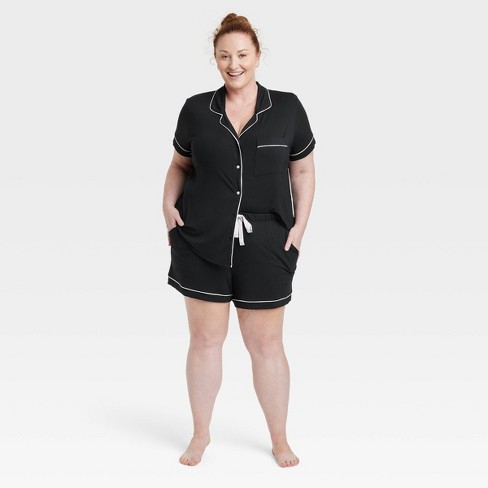 Women's Beautifully Soft Short Sleeve Notch Collar Top and Shorts Pajama  Set - Stars Above™ Black 1X