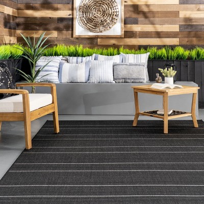 Alaina Black 4' x 6' Striped Synthetic Indoor/Outdoor Rug