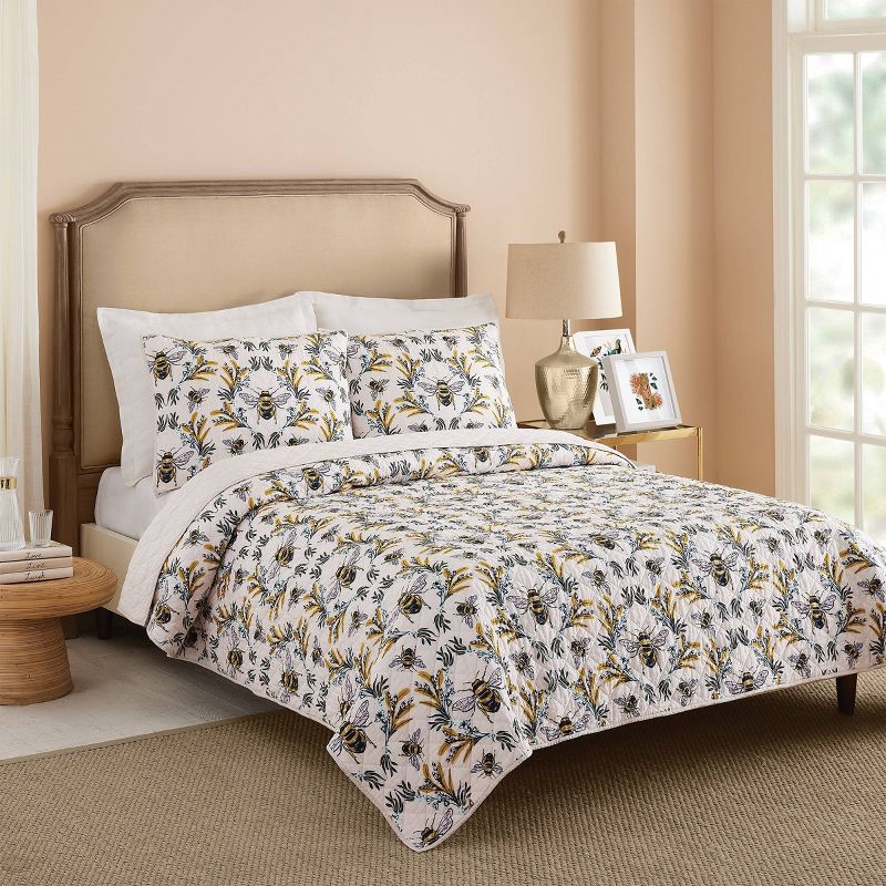 Teresa Chan for Makers Collective Bee You Quilt Set Cream, 3 of 10