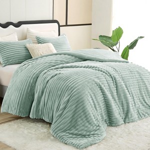 BAGOKIE 3 Pieces Striped Flannel Comforter Bed Set with 2 Pillowcases - 1 of 4