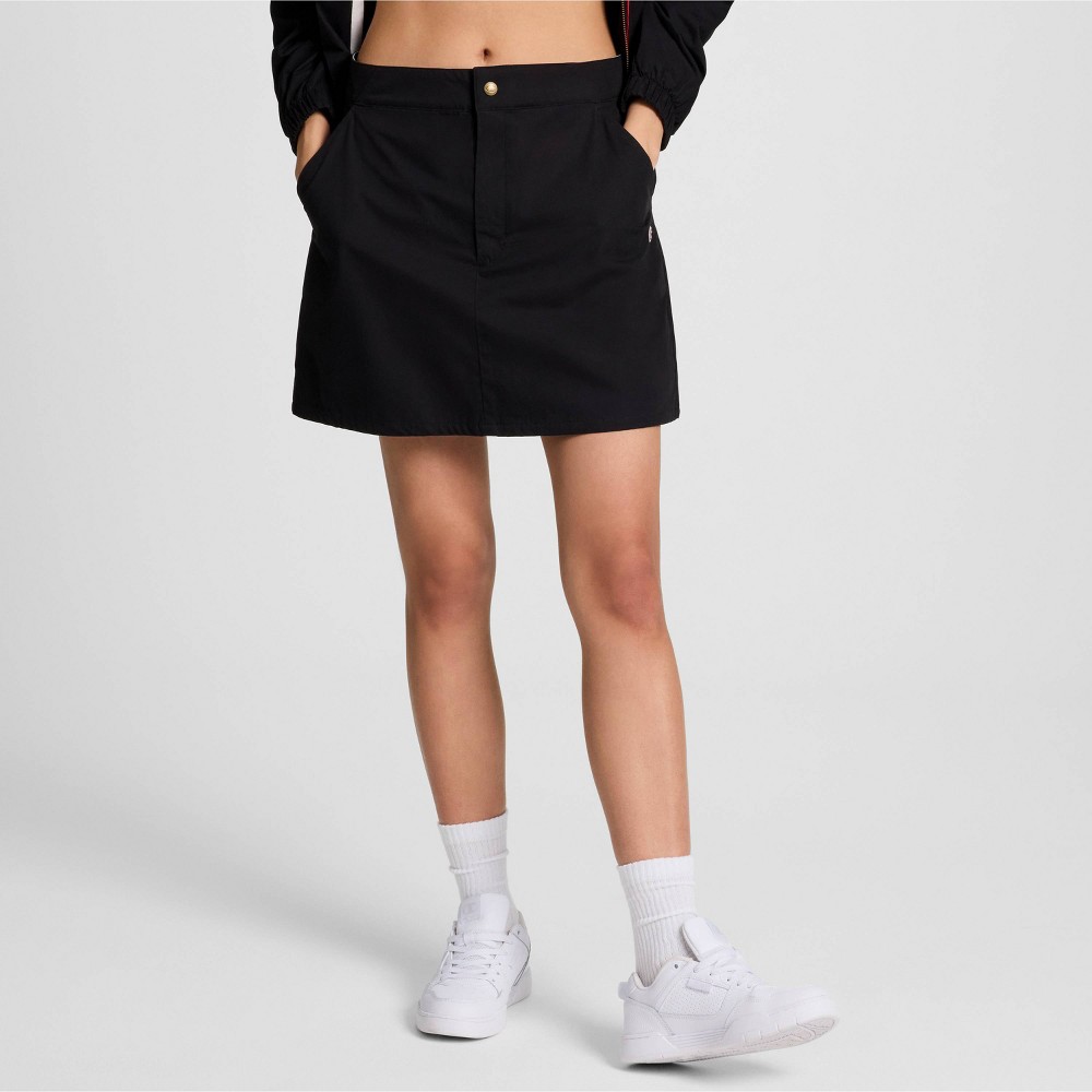 Champion Women's Woven 16” Skirt - Black 10