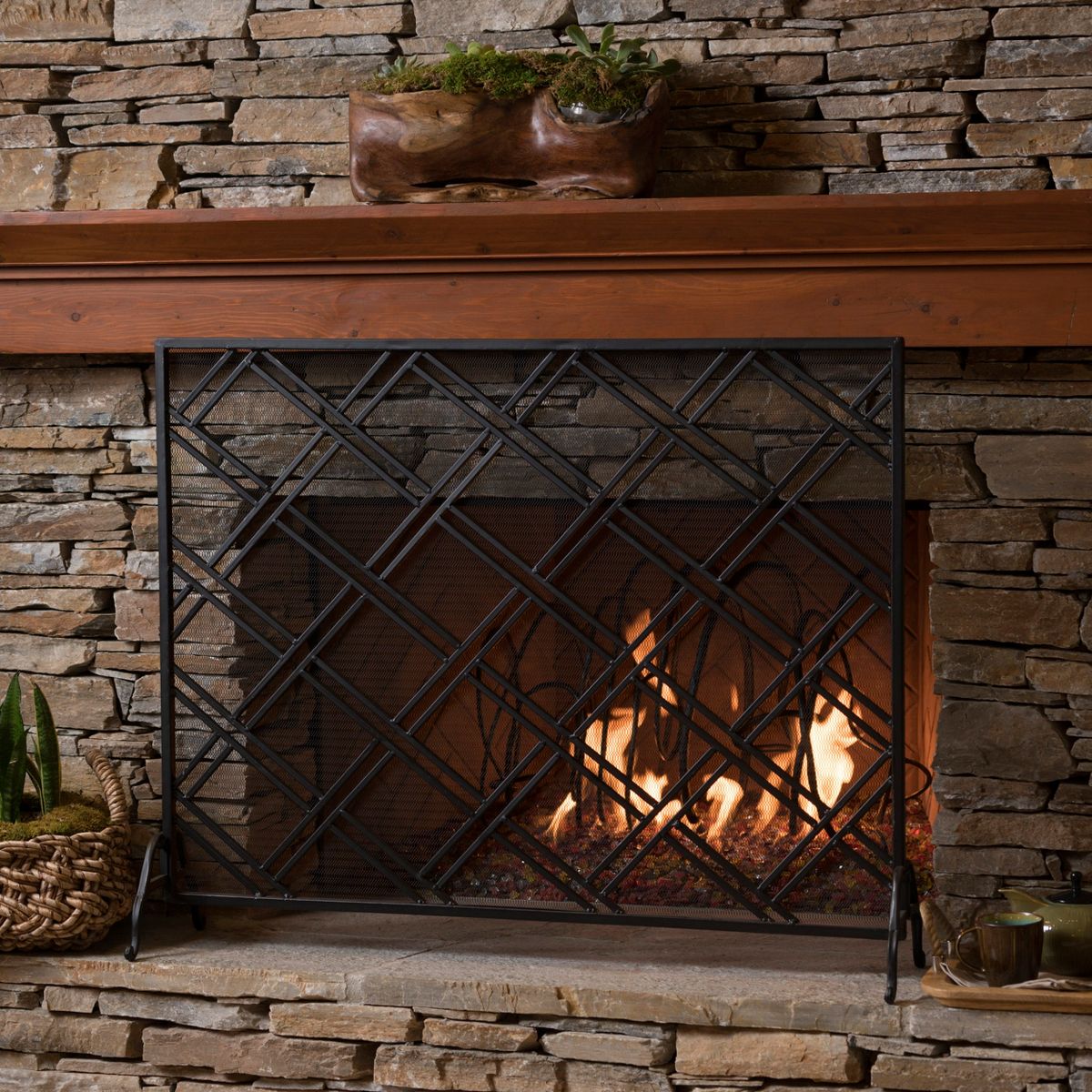 Christopher Knight Home Josette Modern Single Panel Iron Fireplace Screen - thumbnail 2