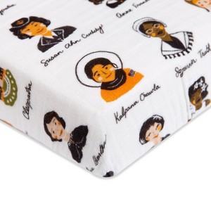 Babyletto Women In History Muslin Mini Crib Sheet - White - 1 of 4
