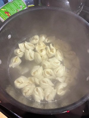 Guest review image 1 of 3, zoom in