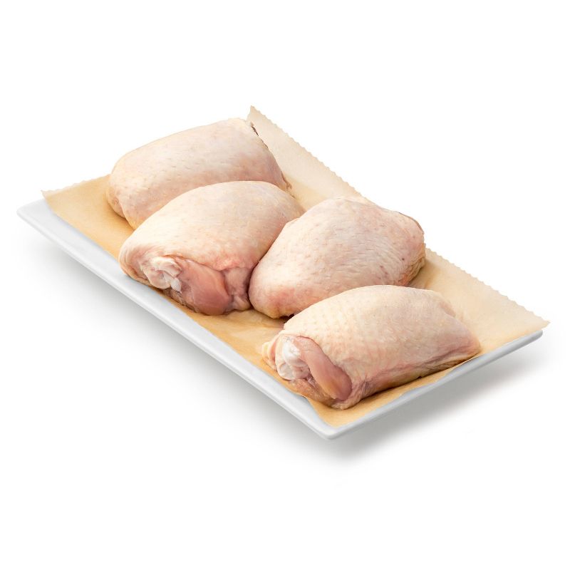 Bone-In NAE Chicken Thighs - 1.4-2.2 lbs - price per lb - Good &#38; Gather&#8482;, 3 of 5