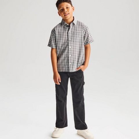 Детские рубашки Cat & Jack Boys' Short Sleeve Relaxed Fit Plaid Button-Down Shirt - Cat & Jack™ Charcoal Gray S