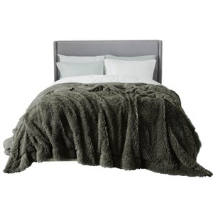 Bedsure | PV Fleece Blanket  a Chic Addition with Brushed Longfur - 1 of 4