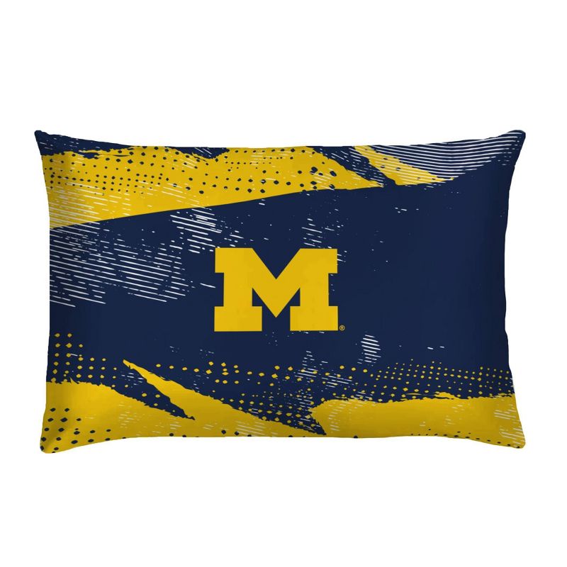 NCAA Michigan Wolverines Slanted Stripe Twin Bedding Set in a Bag - 4pc, 3 of 4