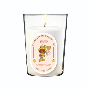 Courtside Market Strawberry Shortcake 14 oz Orange Blossom Pill Shape Candle - 1 of 4