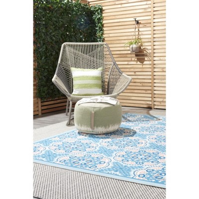Handmade Blue Floral Rectangular 6' x 9' Stain-Resistant Synthetic Rug