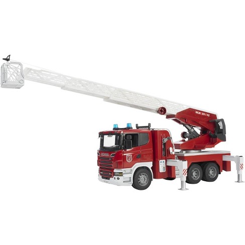 Bruder mack cheap granite fire engine