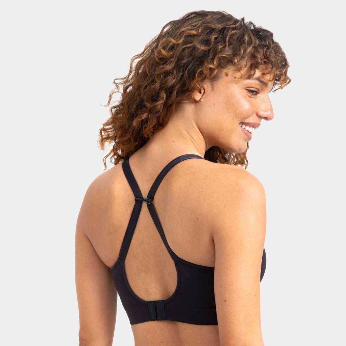 Fruit of the Loom Women's 360° Stretch Seamless Smooth Support Wireless Bra - thumbnail 2