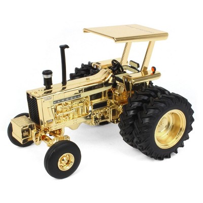 ERTL Gold Chrome Chase Unit 1/32 Farmall 1206 w/ ROPS, Rear Duals & 3-point Hitch, 2023 Farm Show- Age 14+ 44307-Gold