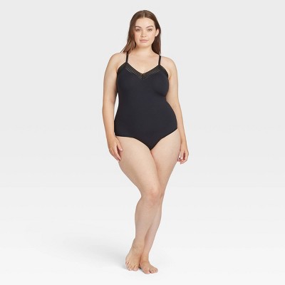 ASSETS by SPANX Women's Flawless Finish Plunge Bodysuit – Black 1X