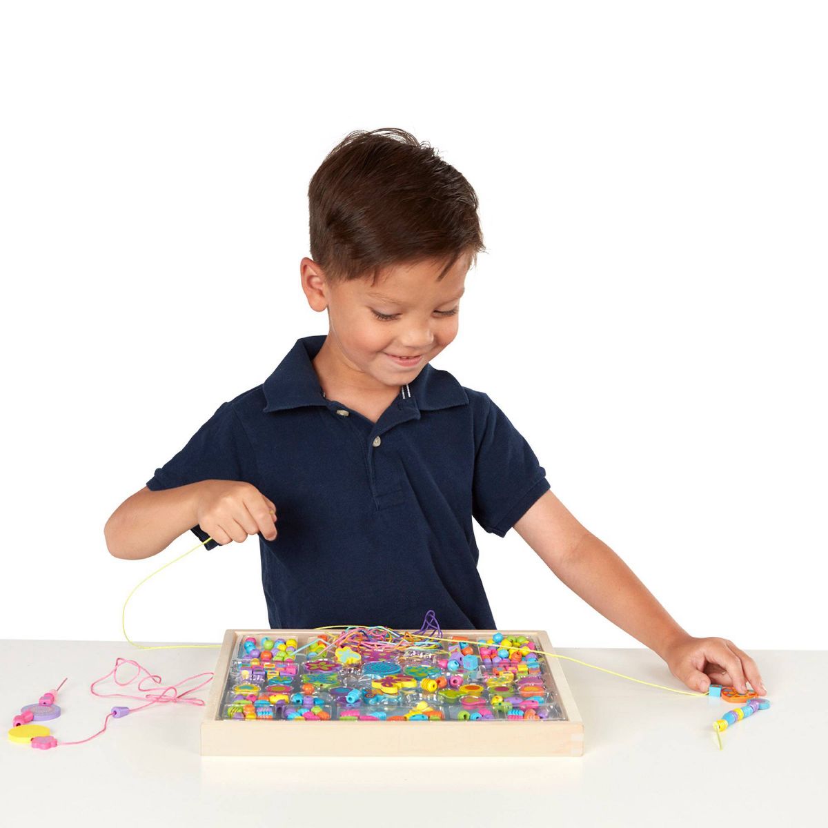 Melissa & Doug Bead Bouquet Deluxe Wooden Bead Set With 220+ Beads for Jewelry-Making: Craft Activity for Kids - thumbnail 8