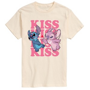 Men's - Lilo and Stitch - Kiss Short Sleeve Graphic T-Shirt - 1 of 4