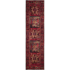 Vintage Hamadan VTH213 Power Loomed Indoor Rugs - Safavieh - 1 of 4