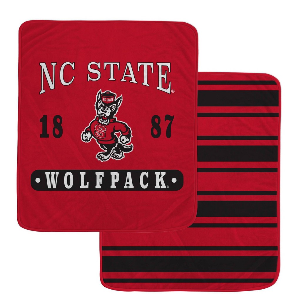 Photos - Duvet NCAA NC State Wolfpack Varsity Plaque Double Sided Royal Plush Blanket