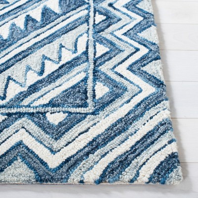 Blue and Ivory Hand-Tufted Wool 8' x 10' Area Rug