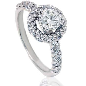 Louis Vuitton Petite Fleur Diamond Gold Ring For Sale at 1stDibs
