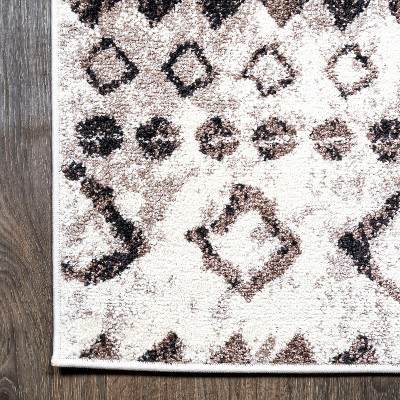 Ivory Diamond Easy-Care Synthetic Area Rug