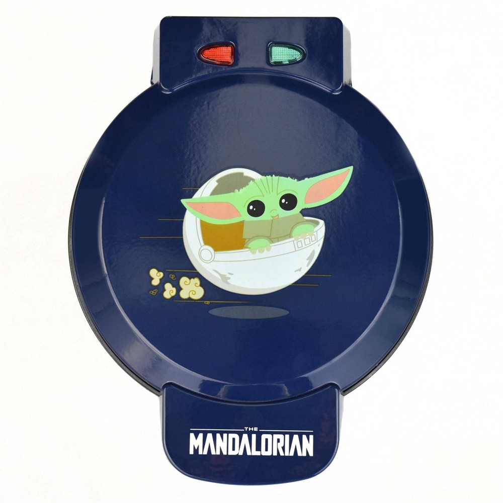 Photos - Pan Uncanny Brands Star Wars: The Mandalorian Waffle Maker- The Child