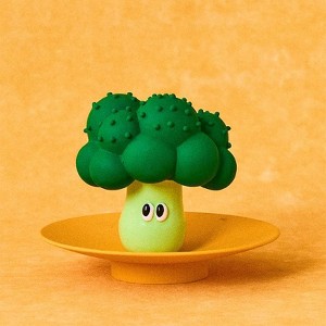 ZEZE Fruit & Veggie Latex Squeaky Dog Toys - 1 of 4