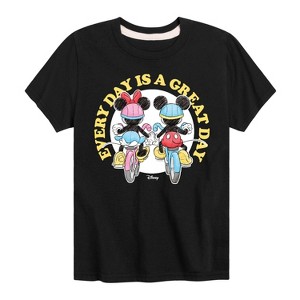 Boys' - Disney - Everyday Is A Great Day Short Sleeve Graphic T-Shirt - 1 of 4