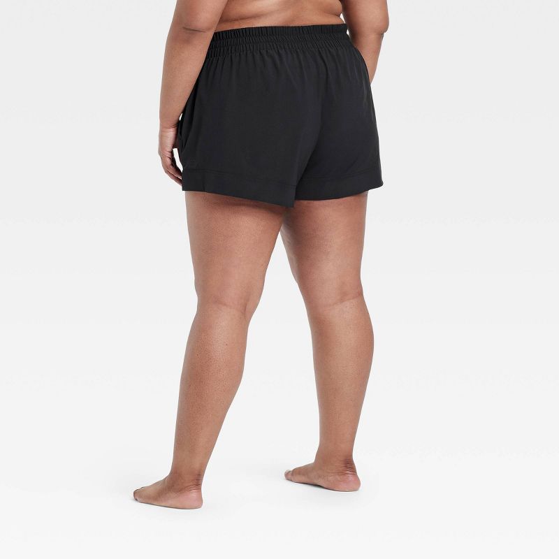 Women's Flex Woven Mid-Rise Shorts 4" - All In Motion™, 2 of 7