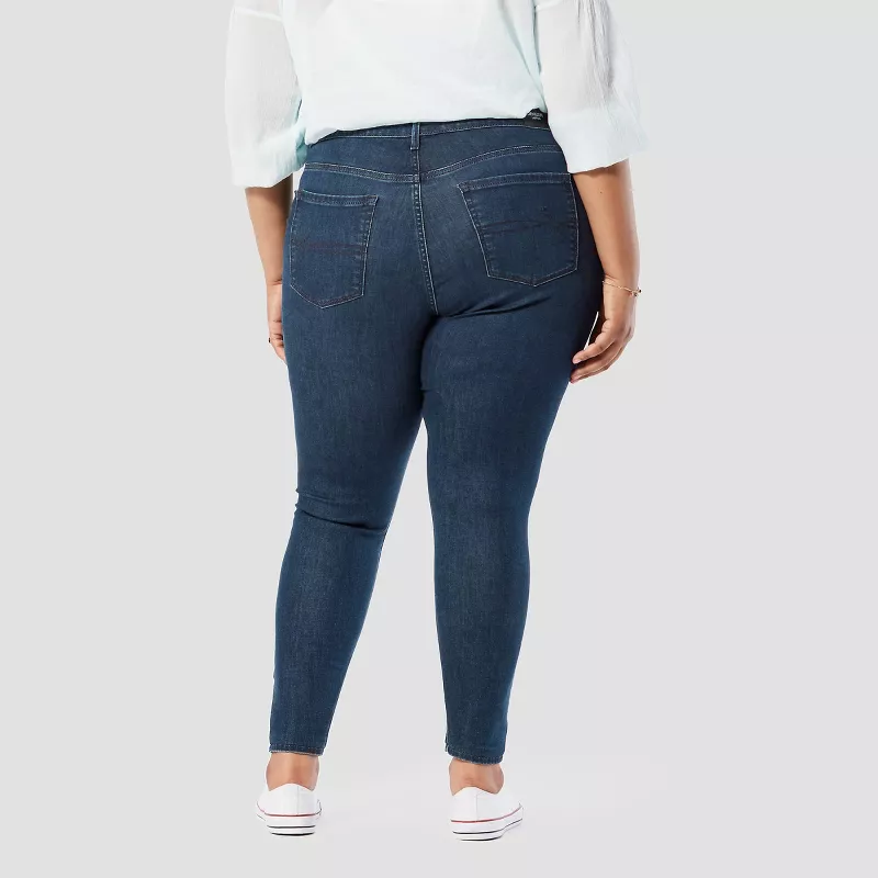 Buy DENIZEN® from Levis® Womens Plus Size High-Rise Super Skinny Jeans  Online at Lowest Price in Ubuy Nepal. 82654839