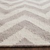 Dhurries DHU557 Hand Woven Flat Weave Indoor Rugs - Safavieh - 3 of 4