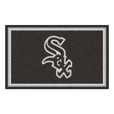 MLB Chicago White Sox 4'x6' Plush Area Rug - Black