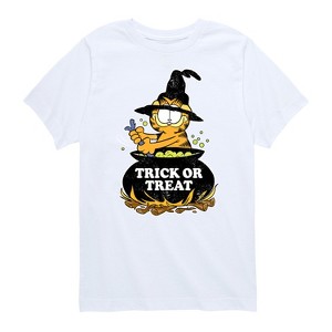 Boys' - Garfield - Trick Or Treat Short Sleeve Graphic T-Shirt - 1 of 4