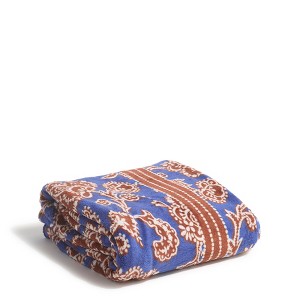 Vera Bradley Women's Outlet Fleece Essential Throw Blanket - 1 of 3